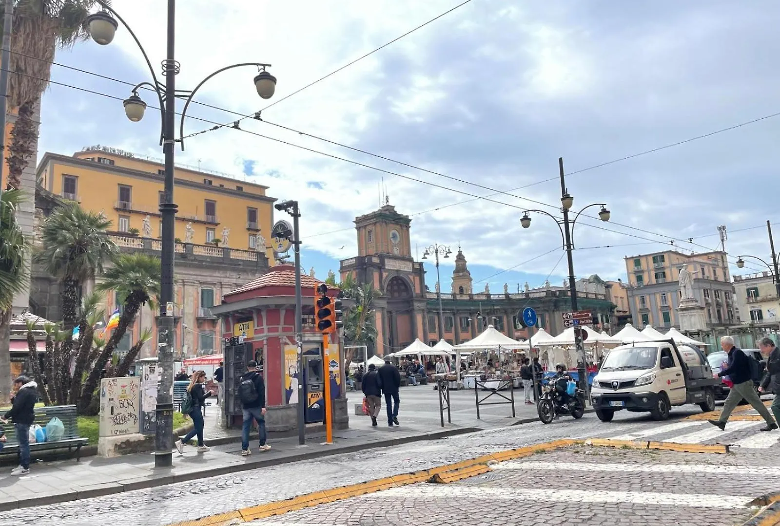 Appartamento Colibri A Piazza Dante Napoli