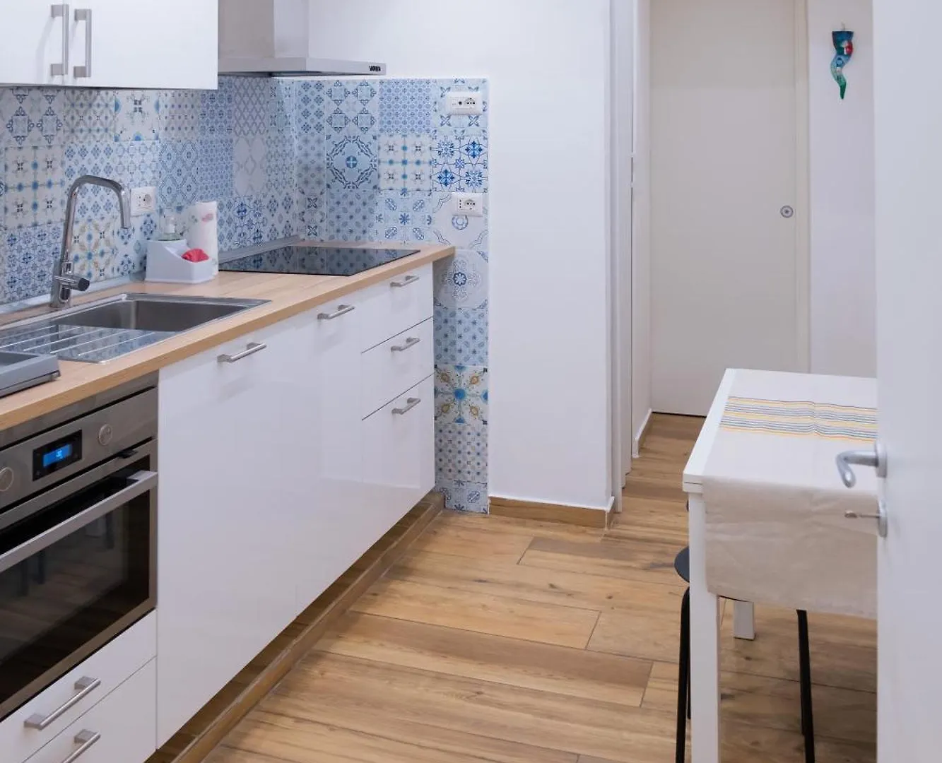 Colibri A Piazza Dante Apartment Naples
