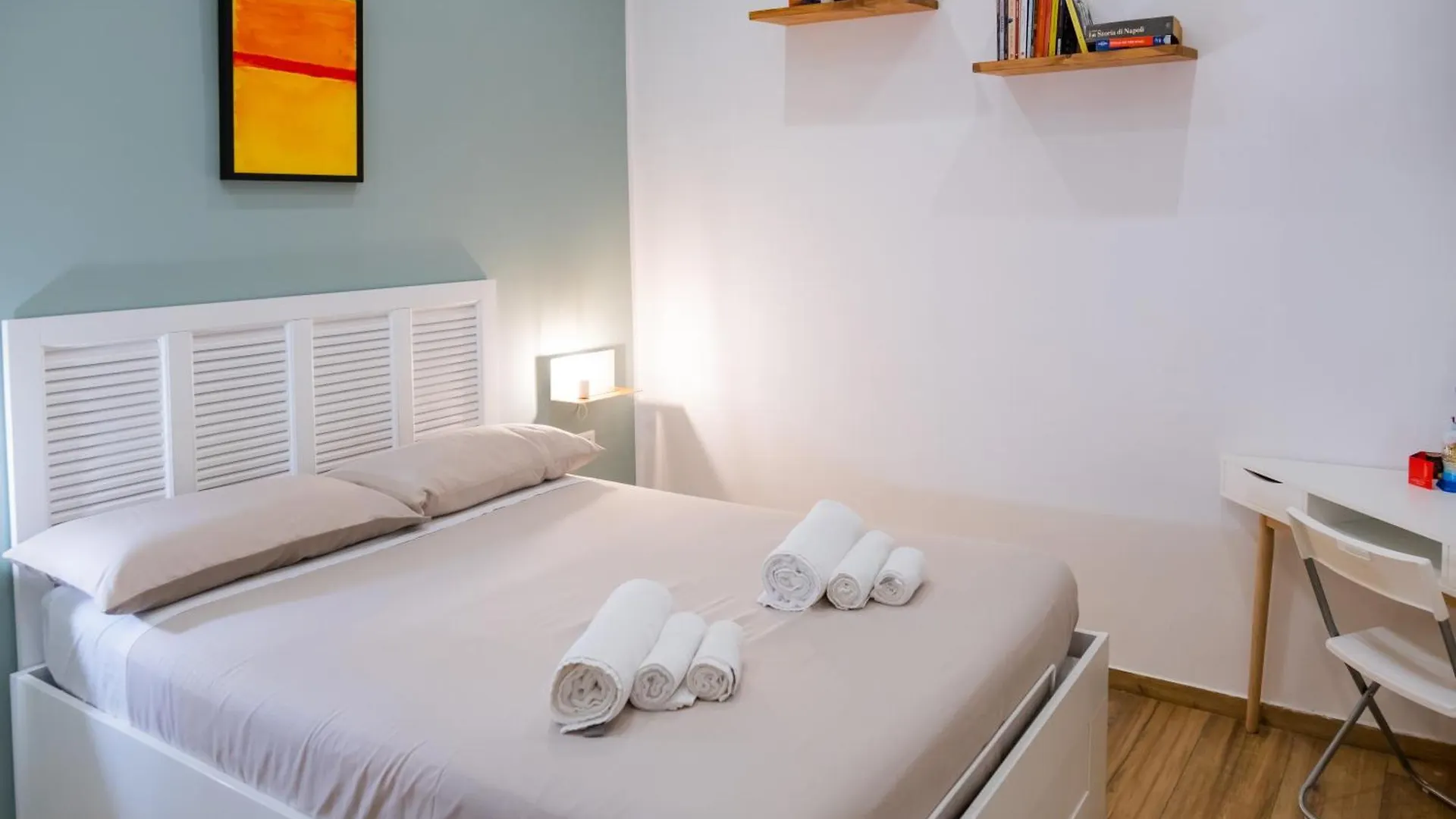 Colibri A Piazza Dante Apartment Naples
